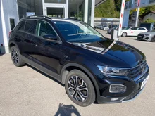 VW T-Roc Design TSI in Deep Black Perlef.