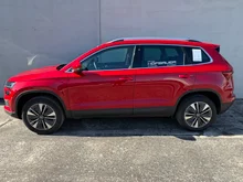 Škoda Karoq Selection TSI in Velvet-Rot Metallic