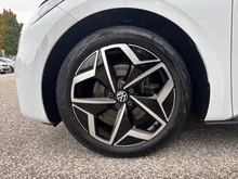 VW ID.3 Pro S 150 kW (5-Sitzer) in 2Y Gletscherweiß Metallic