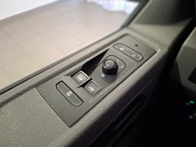 VW Transporter Kombi TDI 4MOTION in 8E Reflexsilber Metallic