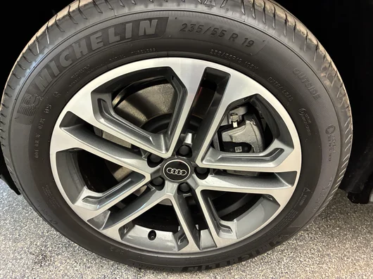 Bild eines Audi Q5 SUV TDI quattro 150 kW