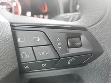 SEAT Arona Reference Edition 1.0 TSI in Nacht-Schwarz Metallic
