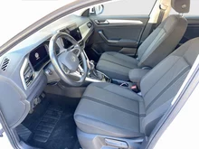 VW T-Roc Life TSI in Pure White