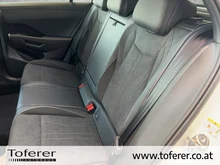 VW T-Roc Style eTSI DSG in Pure White Dach Black Uni