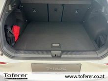 VW T-Roc Style eTSI DSG in Pure White Dach Black Uni