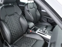 Audi Q5 45 TDI quattro Sport in daytonagrau perleffekt