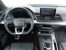 Audi Q5 45 TDI quattro Sport in daytonagrau perleffekt
