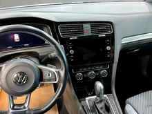 VW Golf Highline TSI DSG in Lapiz Blue Metallic