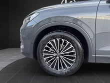 VW Tiguan Friends eTSI DSG in Delfingrau Metallic