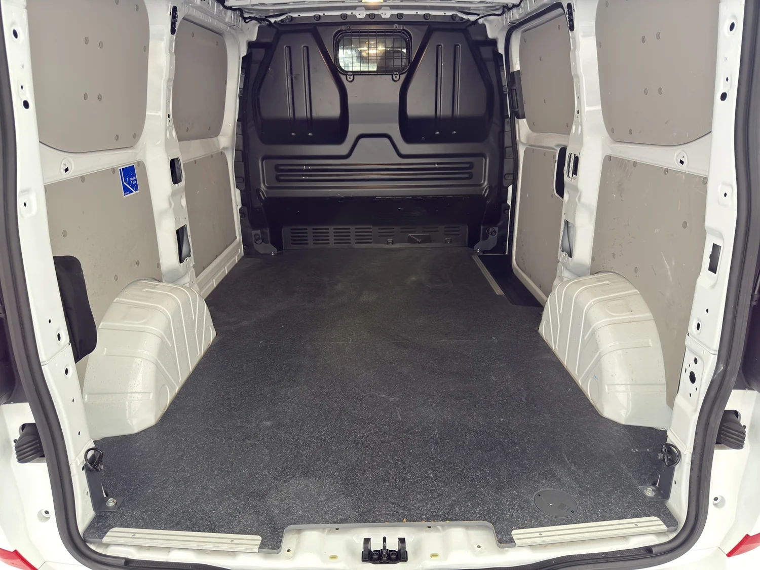 Bild eines VW Transporter Kastenwagen TDI