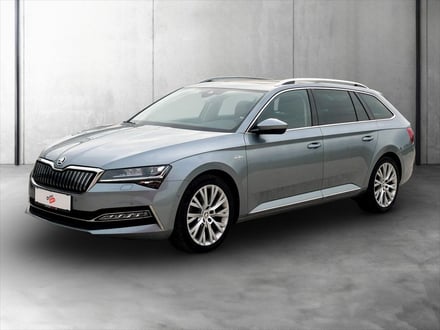 Škoda SUPERB Combi iV SPORTLINE DSG