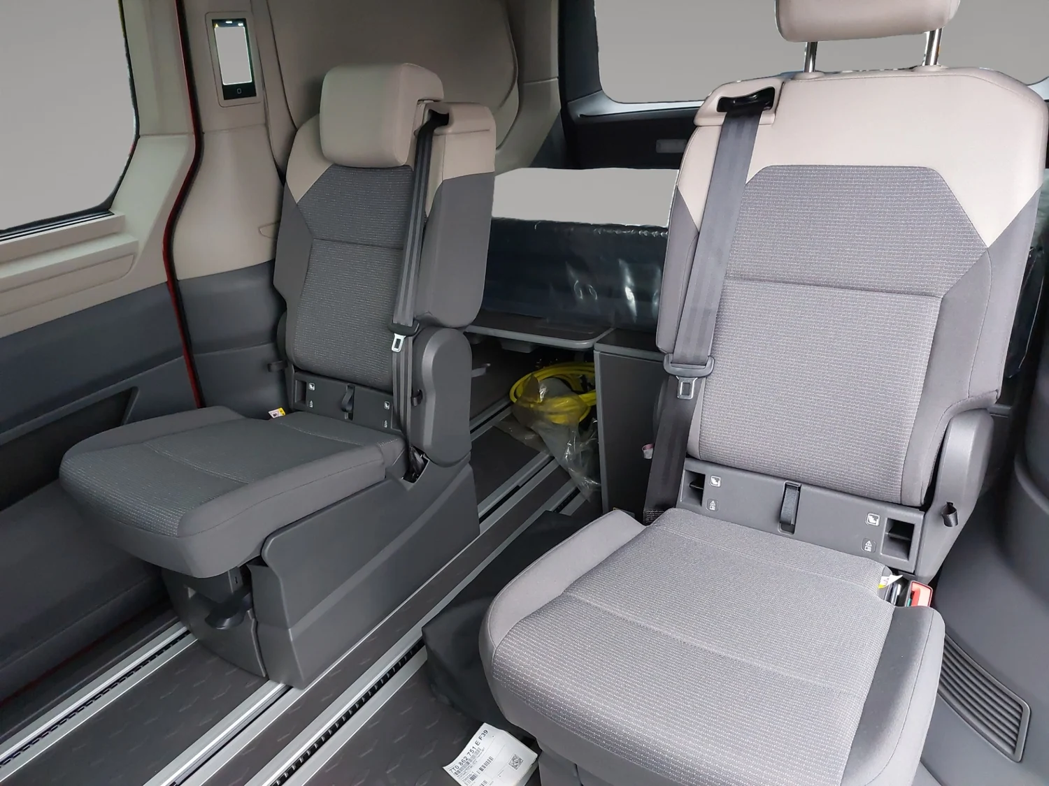 Bild eines California Beach Camper eHyb. 180 kW 4M