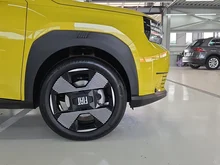 Thumbnail-Foto von Fahrzeug
