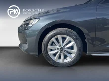 Audi A3 Sportback 30 TFSI in Manhattangrau Metallic