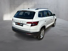 Škoda Karoq Ambition 125 TDI in Alaska-Weiß