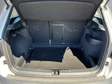 Škoda Karoq Ambition 125 TDI in Alaska-Weiß