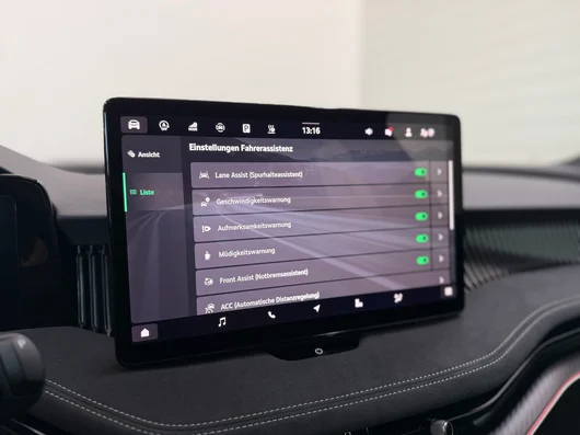Bild eines Škoda Superb Combi 4x4 Sportline TDI DSG