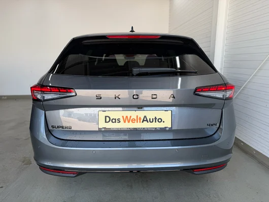 Bild eines Škoda Superb Combi 4x4 Sportline TDI DSG