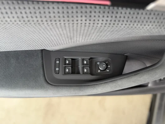 Bild eines Škoda Superb Combi 4x4 Sportline TDI DSG