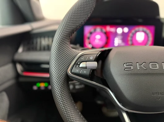Bild eines Škoda Superb Combi 4x4 Sportline TDI DSG