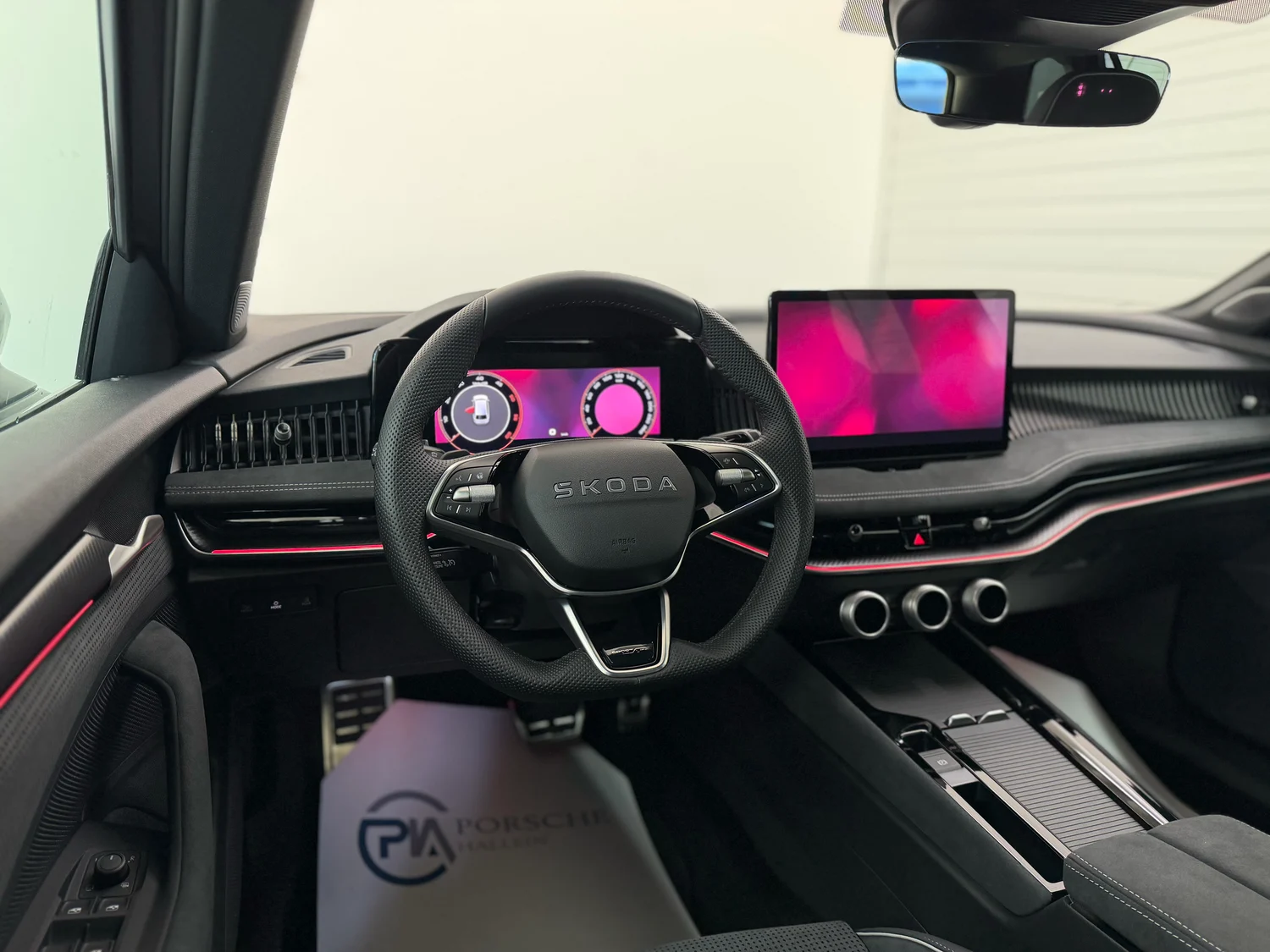 Bild eines Škoda Superb Combi 4x4 Sportline TDI DSG