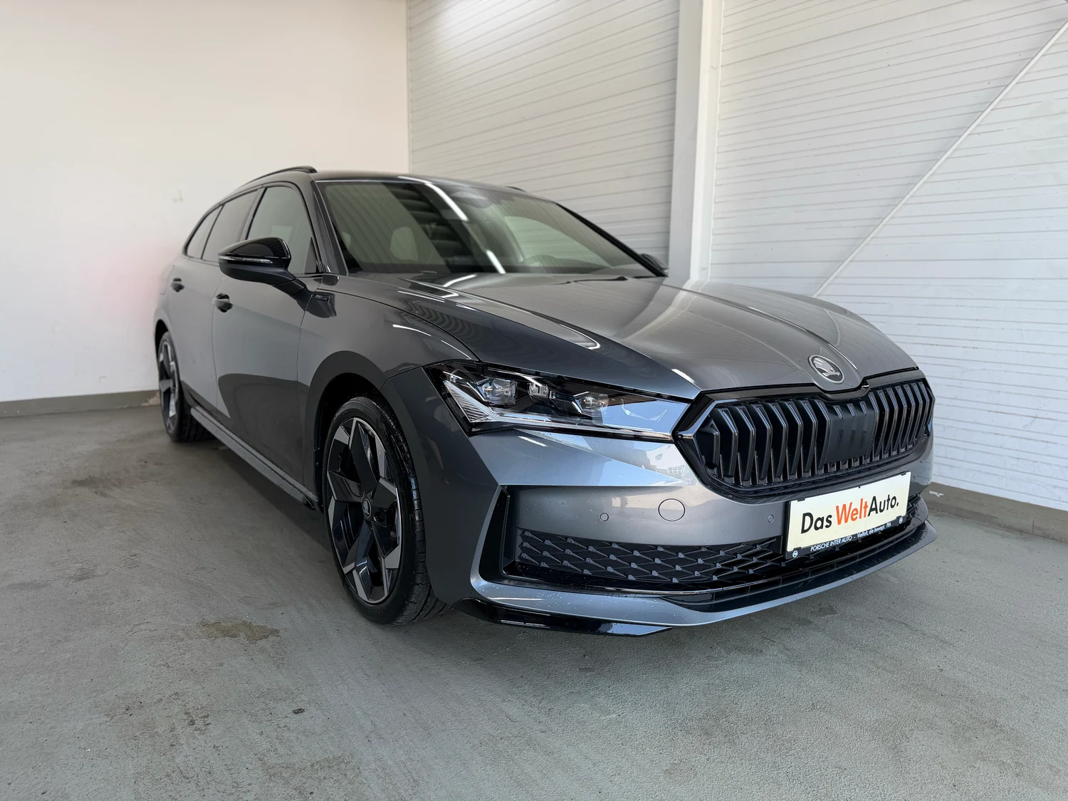 Bild eines Škoda Superb Combi 4x4 Sportline TDI DSG