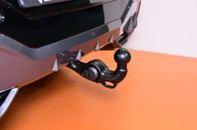 CUPRA Terramar 1.5 e-TSI 150 PS DSG in Nacht-Schwarz Metallic