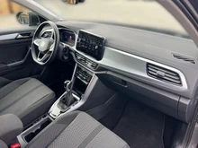 VW T-Roc Life TSI in Indium Grau Met. Dach Black Uni