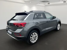 VW T-Roc Life TSI in Indium Grau Met. Dach Black Uni
