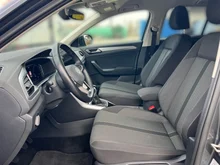 VW T-Roc Life TSI in Indium Grau Met. Dach Black Uni