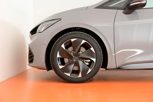 Bild eines Born 60/63 e-Boost 170kW/231PS