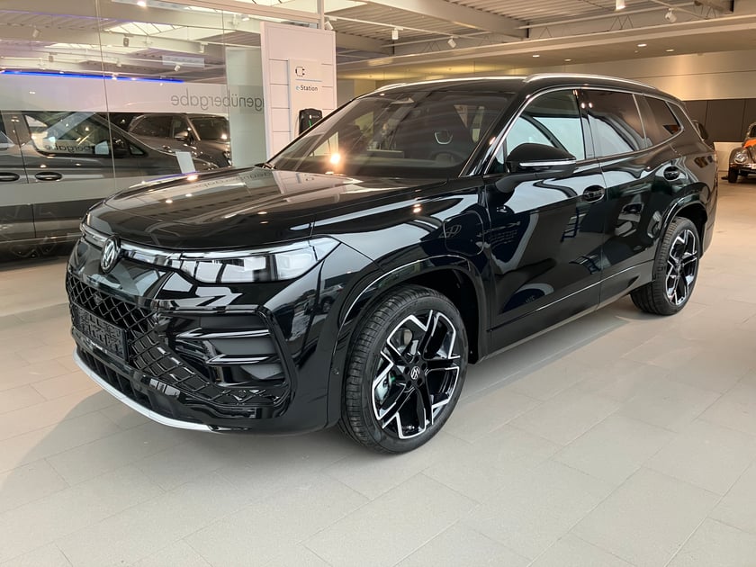 VW Tayron R-Line eHybrid DSG 150kW