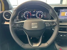 SEAT Arona FR 1.0 TSI in Hypnotic-Gelb Dach Nacht-Schwarz