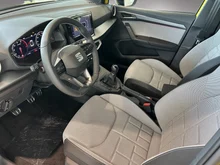 SEAT Arona FR 1.0 TSI in Hypnotic-Gelb Dach Nacht-Schwarz