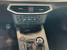 SEAT Arona FR 1.0 TSI in Hypnotic-Gelb Dach Nacht-Schwarz