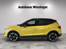 SEAT Arona FR 1.0 TSI in Hypnotic-Gelb Dach Nacht-Schwarz