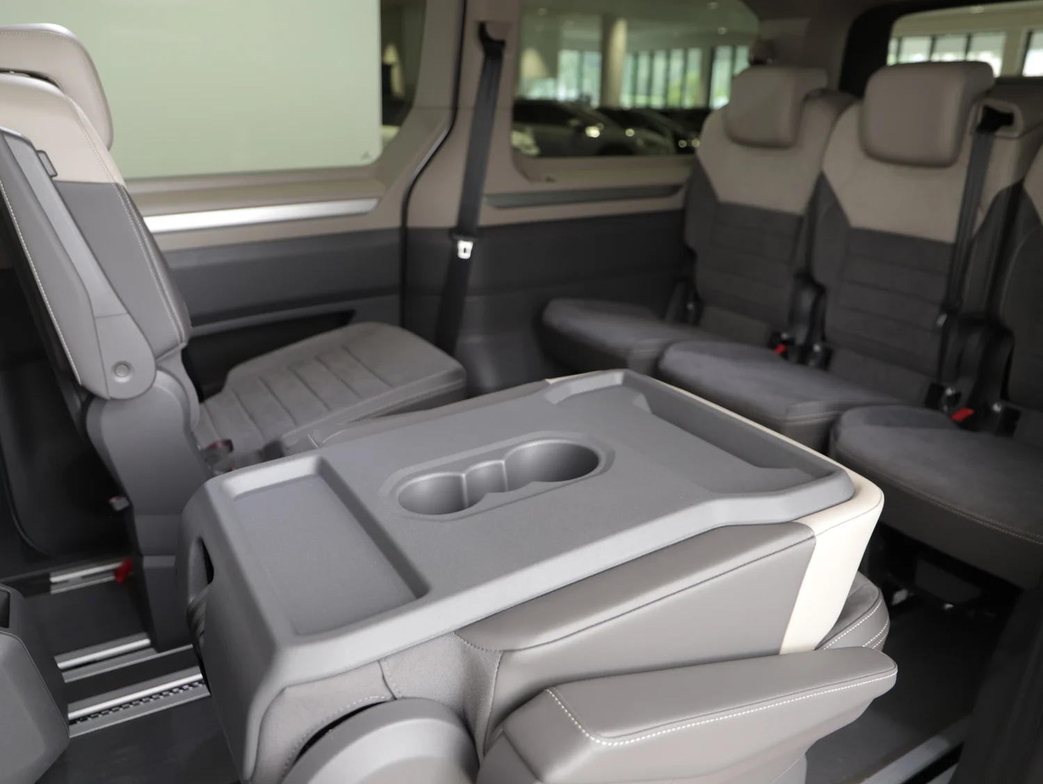 Bild eines Multivan Edition ÜH eHybrid 180 kW 4M