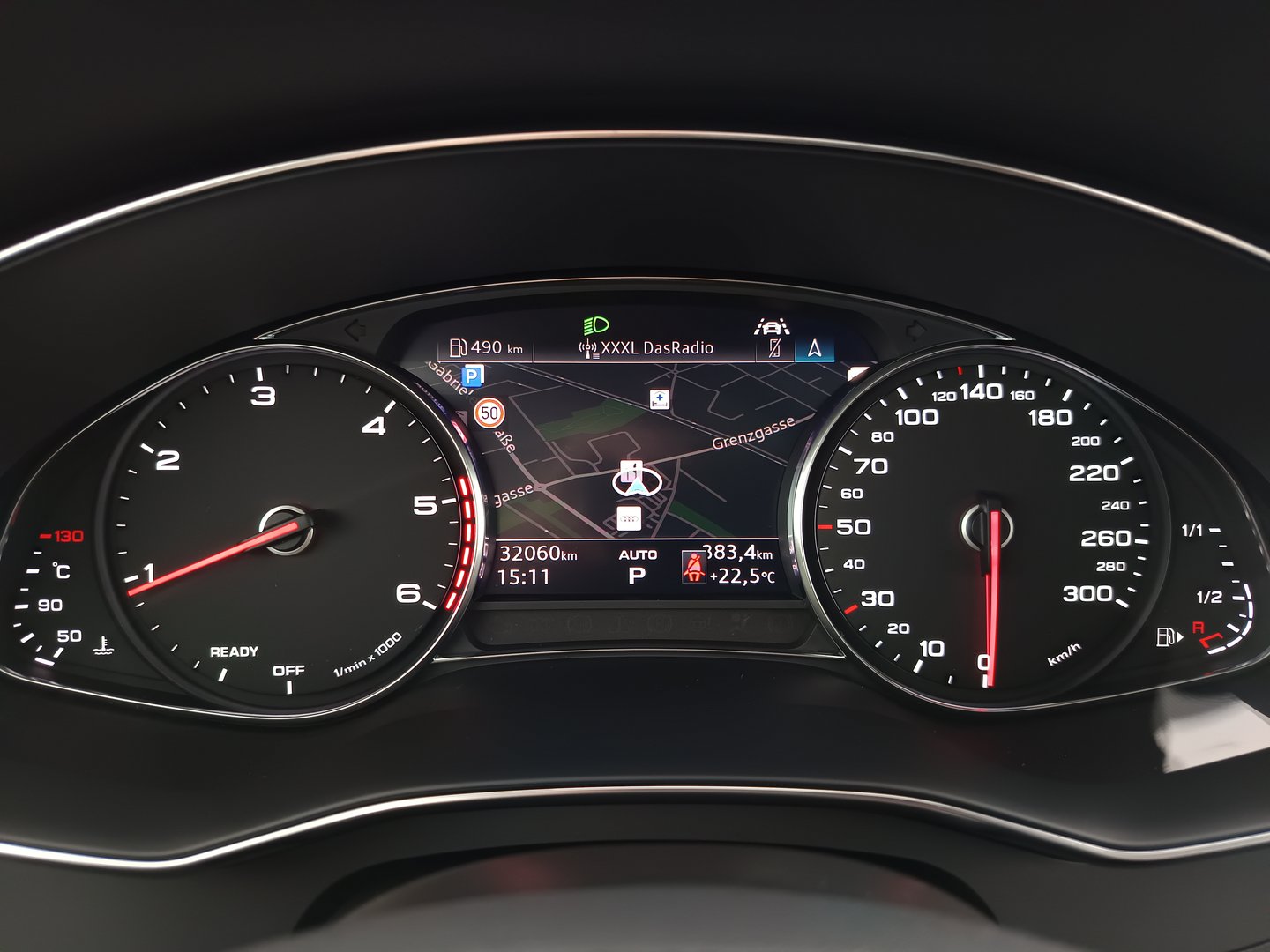 Audi A6 Avant 40 TDI Sport | Bild 18 von 34