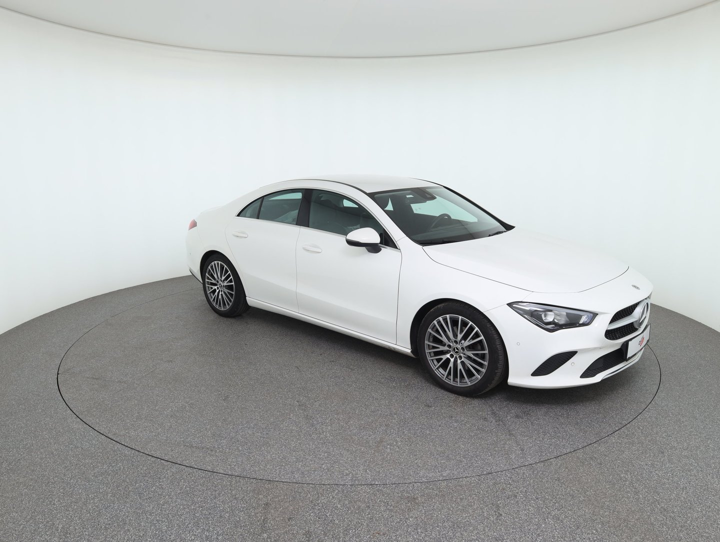 Mercedes CLA 180 d Aut. | Bild 3 von 31
