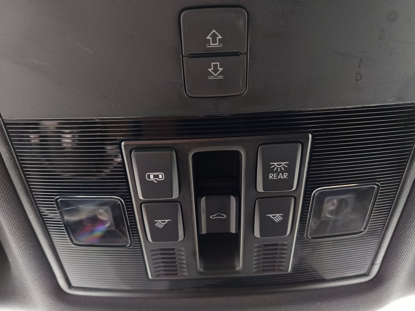 Škoda KAROQ SPORTLINE TSI DSG ACT | Bild 33 von 35