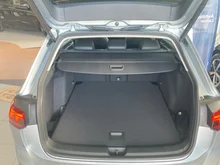 VW Golf Variant Business mHeV DSG in Oyster Silver Metallic