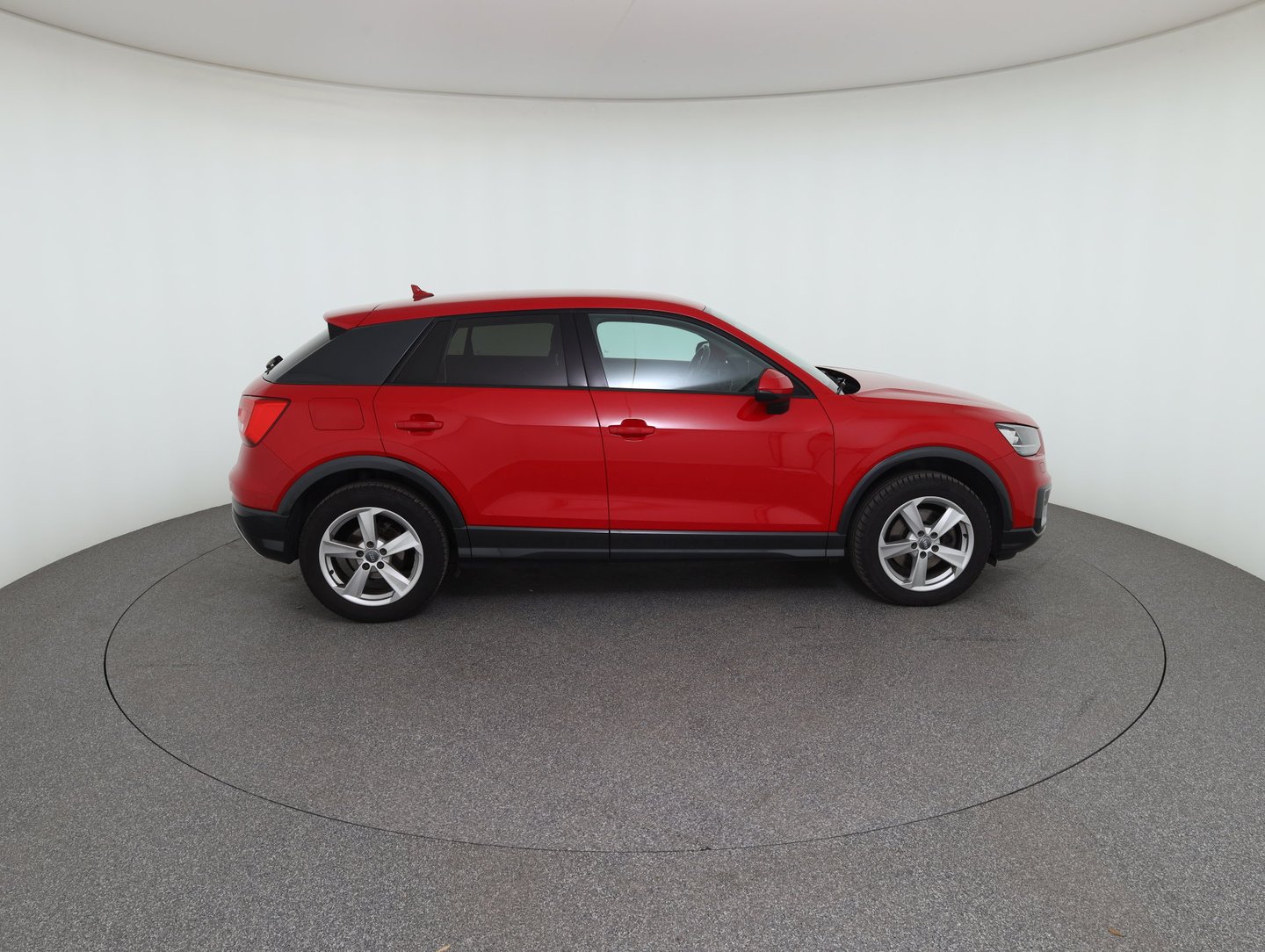 Audi Q2 1.6 TDI Sport | Bild 4 von 29