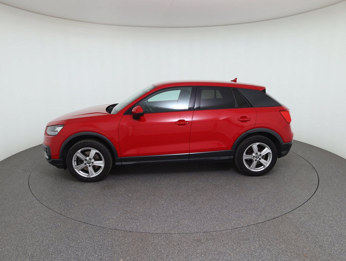 Audi Q2 1.6 TDI Sport | Bild 8 von 29