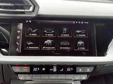Audi A3 Sportback 30 TFSI in Navarrablau Metallic