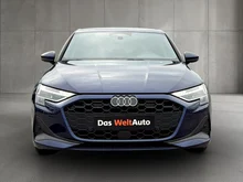 Audi A3 Sportback 30 TFSI in Navarrablau Metallic