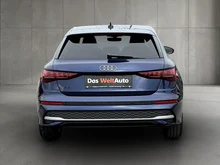 Audi A3 Sportback 30 TFSI in Navarrablau Metallic