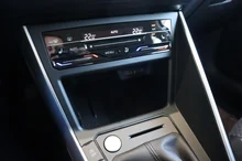 VW Taigo Life in schwarz - metallic-perleffektno