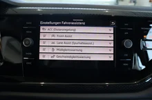 VW Taigo Life in schwarz - metallic-perleffektno