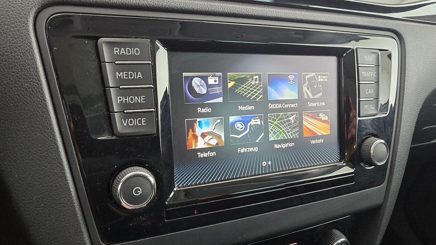Škoda RAPID SPACEBACK Sport TSI | Bild 17 von 24