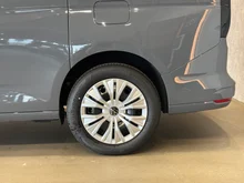 VW Caddy Maxi TDI 4MOTION in Puregrey
